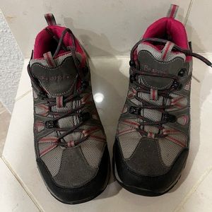 BearPaw Hiking shoes.  Size 8.